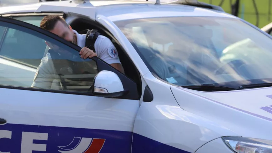 Près de Lyon : il a un accident et commet un car-jacking pour tenter de fuir la police