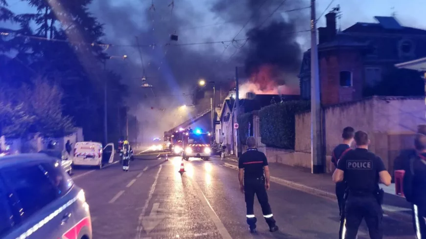 Près de Lyon : une salle de sport ravagée par un incendie ce lundi matin