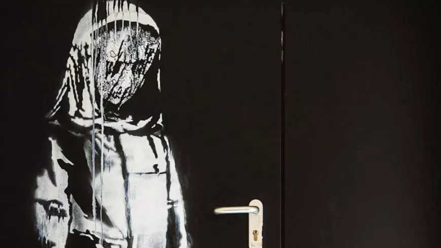 Vol d'une oeuvre Banksy au Bataclan : jusqu'à deux ans de prison ferme pour sept Lyonnais et un Italien