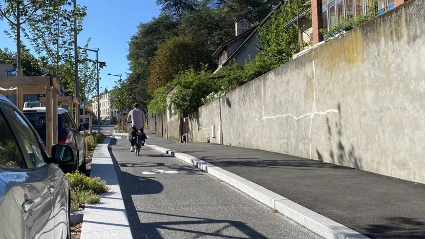 Lyon : les habitants de la Gravière répondent aux critiques de La Ville à Vélo sur leur nouvelle piste cyclable