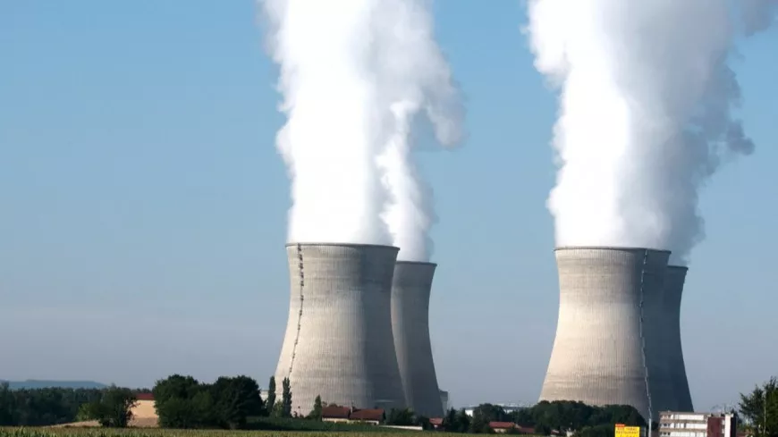 Lyon : "Sortir du nucléaire" demande l’arrêt d’un réacteur de la centrale du Bugey