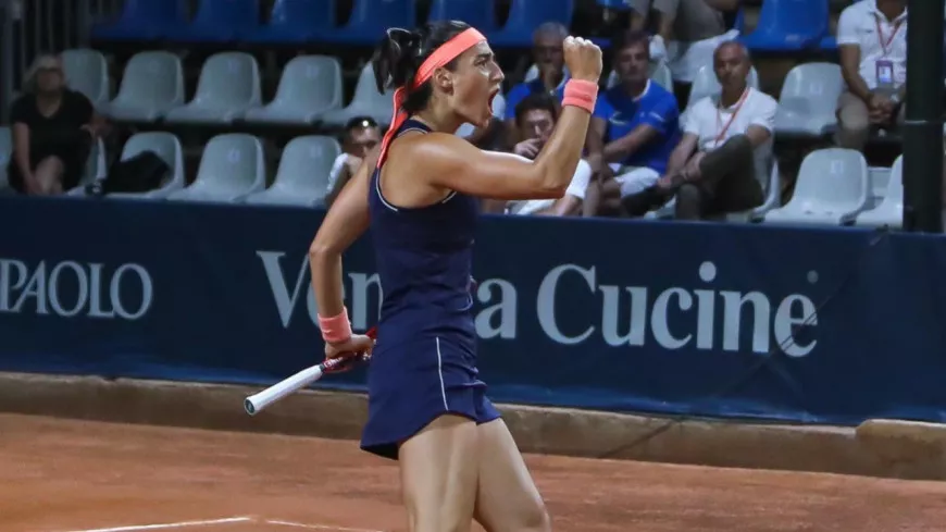 WTA Varsovie : Caroline Garcia qualifiée pour la demi-finale en écartant Iga Swiatek