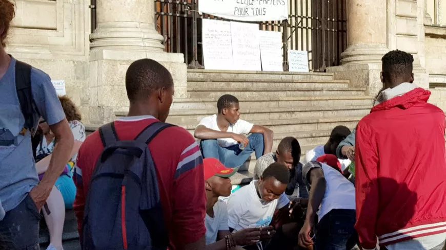 Lyon : des élus demandent à la préfecture de s’occuper des mineurs non accompagnés du square Gustave Ferrié