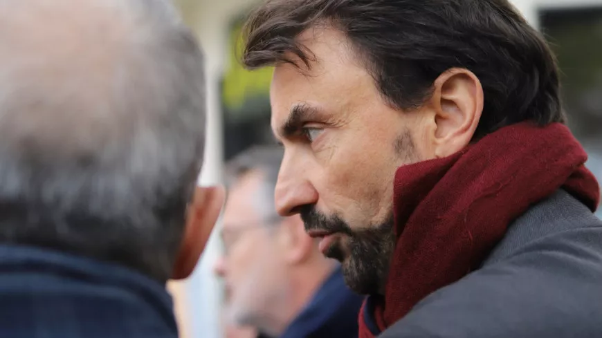 Ados tués à trottinette à Lyon : Grégory Doucet veut "identifier de nouvelles mesures à prendre pour améliorer la sécurité"
