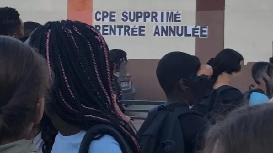 La grève reconduite ce mardi au collège Jean-Macé à Villeurbanne