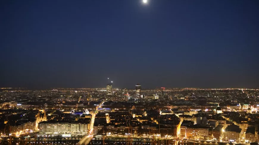 "La nuit est belle" : Lyon plongée dans le noir ce vendredi
