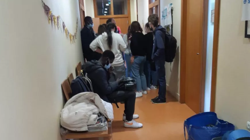 Sans-facs : l’occupation se poursuit à l’Université Lyon 2