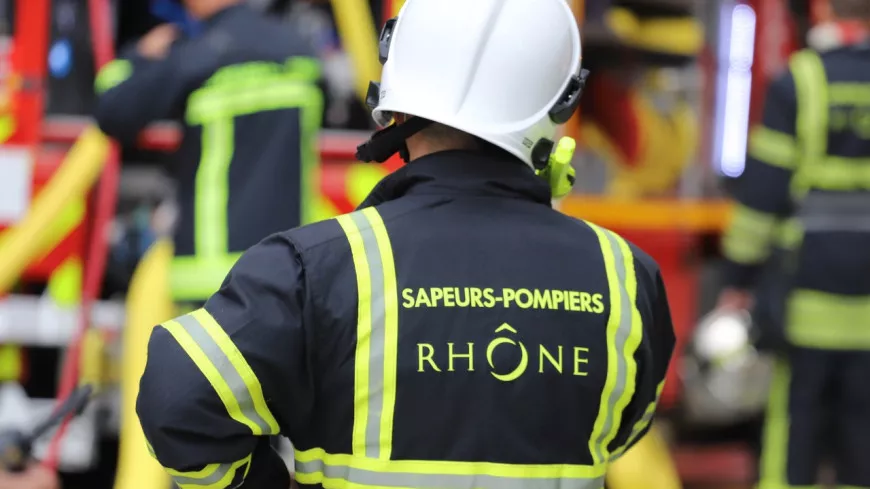Près de Lyon : les pompiers interviennent six fois en quelques heures pour des départs de feux dans le même quartier 