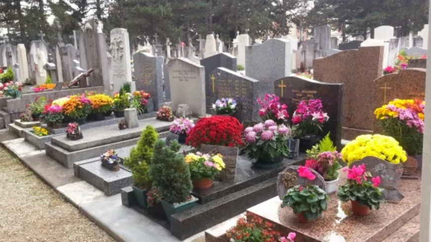 Rhône : les tombes des cimetières pourront bien être lavées pour la Toussaint