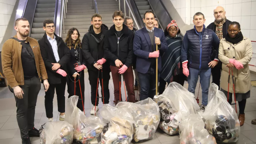 Grève du nettoyage à Perrache à Lyon : le maire du 2e arrondissement a lancé une opération de collecte des déchets