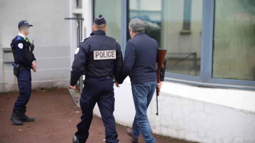Lyon : plus de 270 armes à feu récupérées depuis le début de l'opération d’abandon simplifié au commissariat