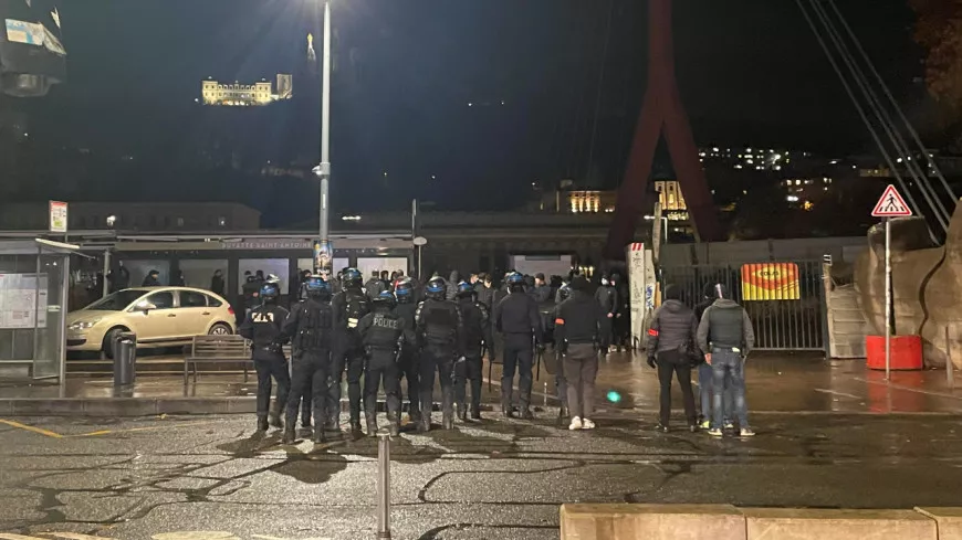 Attaques de l'ultradroite à Lyon : les députés demandent à nouveau à Gérald Darmanin d'agir