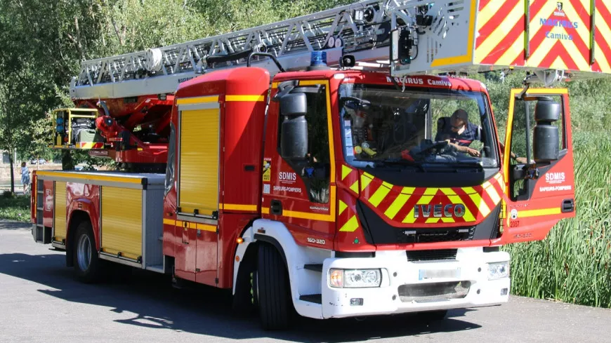 Dans le Rhône : six pompiers blessés après une sortie de route 