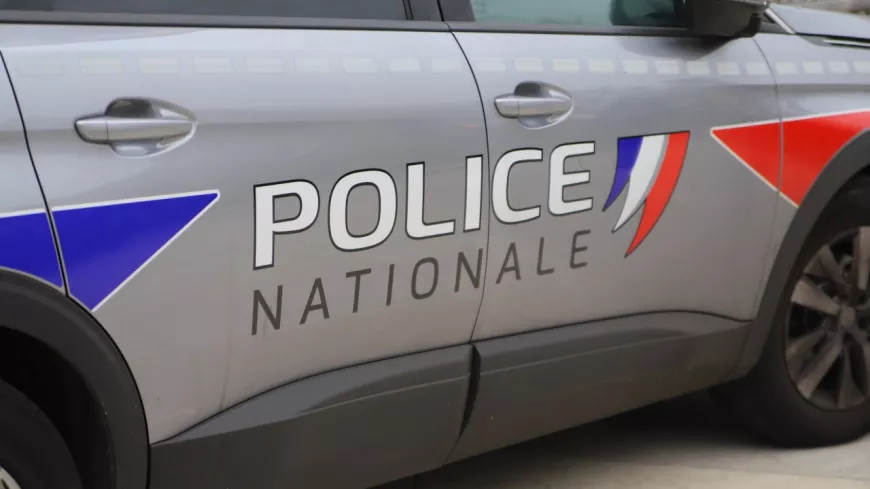Lyon : il s'exhibe sexuellement, les policiers l'arrêtent