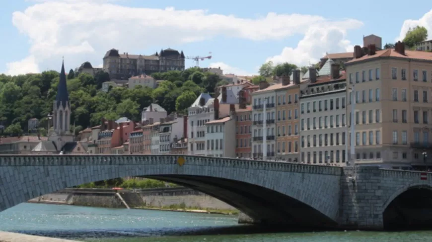 Lyon : des travaux sur le pont Bonaparte après l’apparition de fissures 