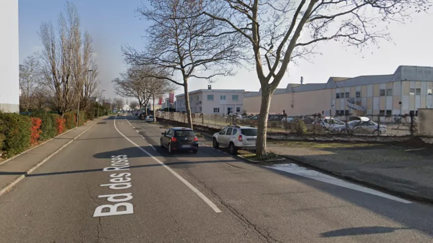 Près de Lyon : la voiture termine dans un arbre à Saint-Priest, un mort et quatre blessés
