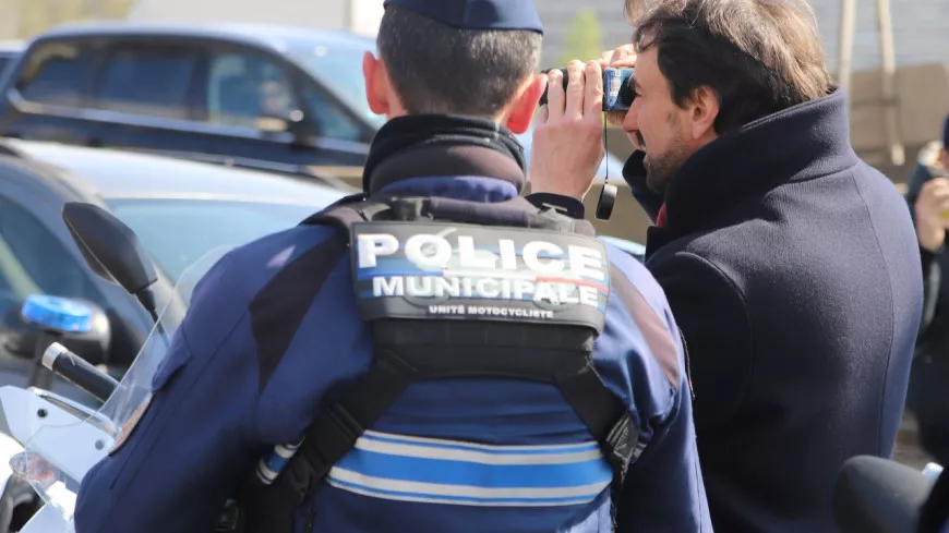 Baisse de la criminalité à Lyon : la Ville reste vigilante sur les moyens promis par Gérald Darmanin 