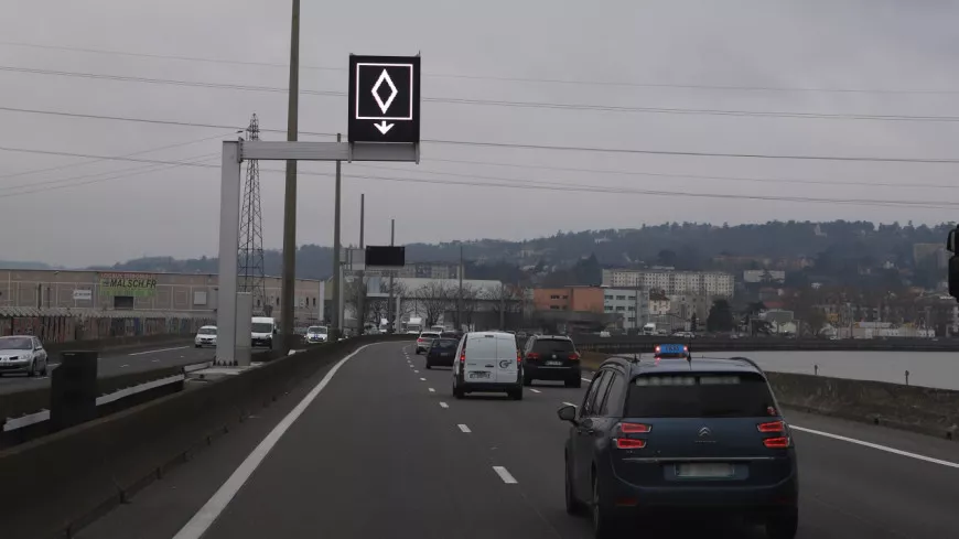 M6/M7 à Lyon : les écologistes veulent des radars pour faire respecter les voies de covoiturage