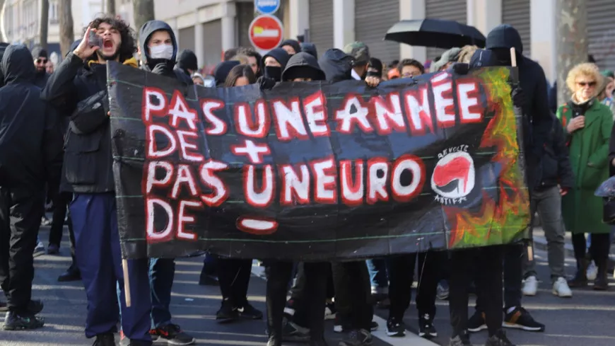 Manifestation contre la réforme des retraites à Lyon : entre 10 700 et 30 000 personnes dans la rue ce mardi