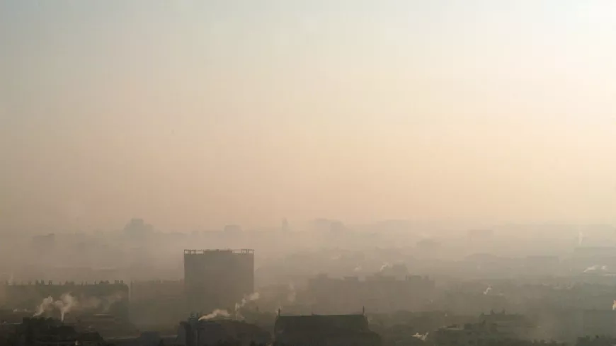 L’épisode de pollution persiste à Lyon : des mesures d’urgence renforcées