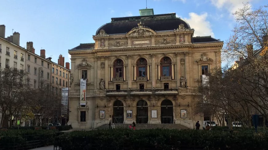 "Aucun dégât majeur" : le Théâtre des Célestins de Lyon rouvre ses portes ce mardi après un incendie