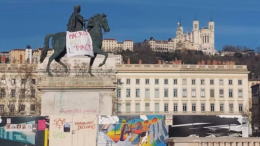 Des statues visées pour alerter sur l'urgence climatique : Dernière Rénovation est de retour à Lyon