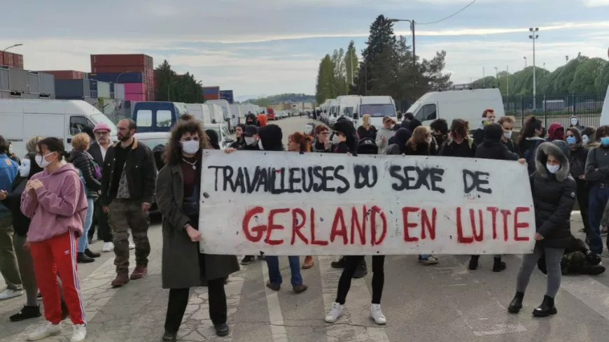 Lyon : les travailleuses du sexe de Gerland manifestent pour obtenir un délai avant leur expulsion