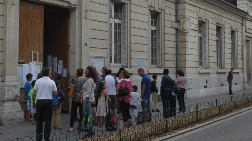 Lyon : plus de 650 écoles contaminées par l’amiante