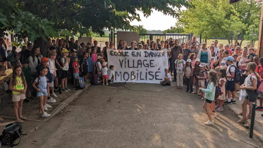 Près de Lyon : une école brièvement bloquée par des parents pour l'ouverture d'une classe