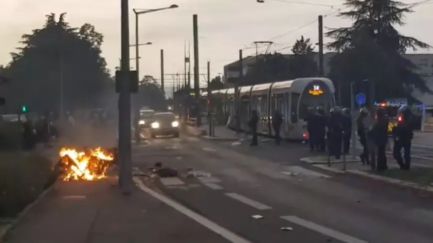Lyon : le trafic TCL encore perturbé ce vendredi après une nouvelle nuit d’émeutes dans l’agglomération 
