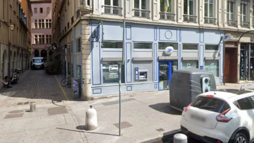 Lyon : La Poste Saint-Antoine rouvre après avoir fermé 24h suite à une agression 