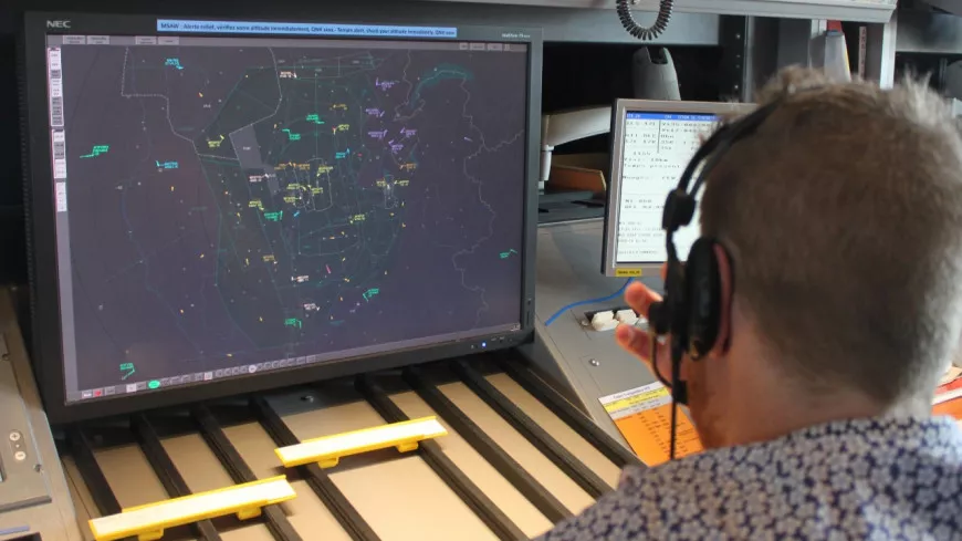 Aéroport Lyon Saint-Exupéry : il voulait tromper son employeur avec un brouilleur GPS, le trafic aérien perturbé 