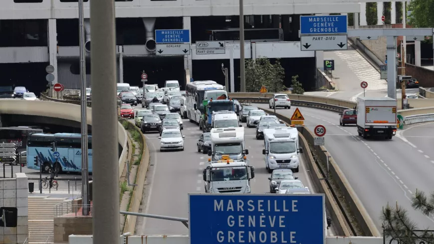 Auvergne-Rhône-Alpes : trafic dense ce week-end sur les routes