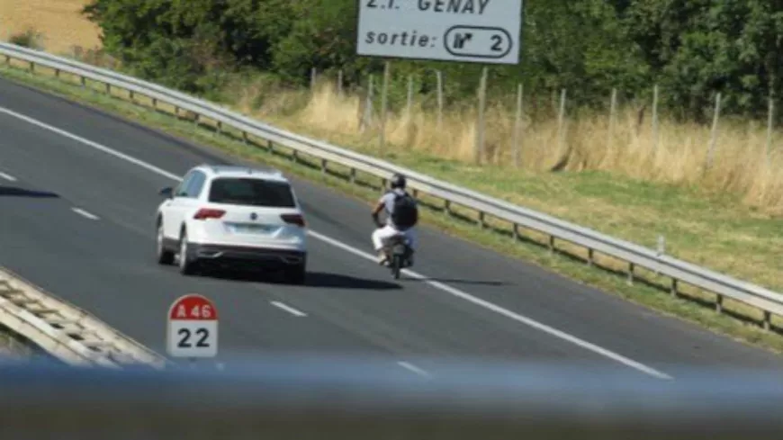 Près de Lyon : il roule sur l’autoroute en monoroue !