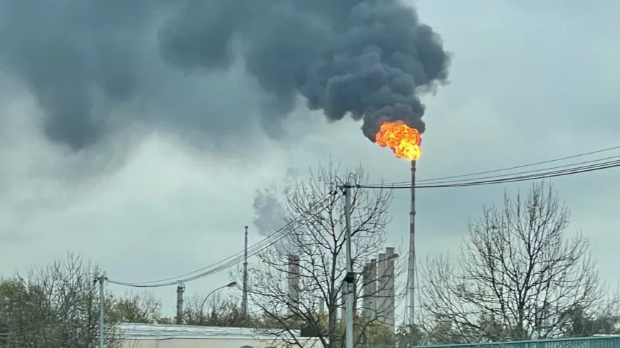 Un incident à la raffinerie de Feyzin, la torche utilisée