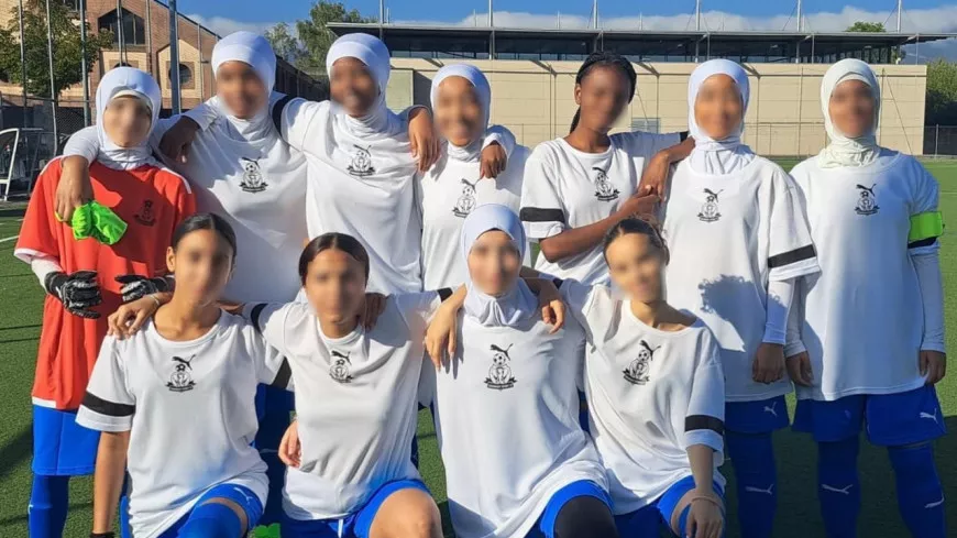 Des joueuses du Chambéry Sport 73 en hijab : le RN demande à Laurent Wauquiez de ne plus subventionner le club