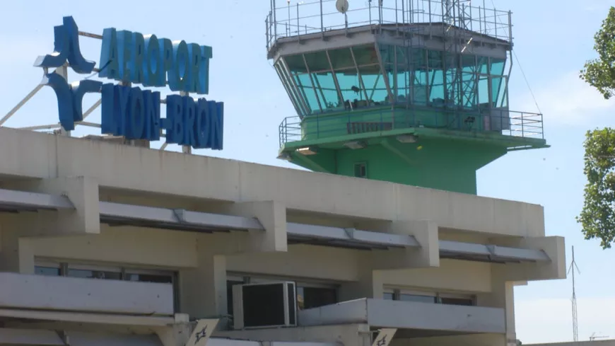 L’aéroport Lyon-Bron évacué après une alerte à la bombe