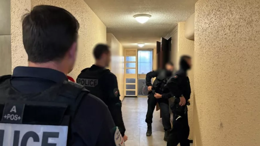 Vénissieux : une descente de la police permet la découverte de plusieurs kilos de drogues 