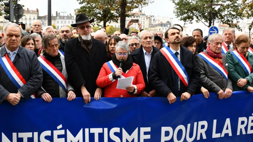 Lyon : des milliers de personnes venues dire non à l'antisémitisme