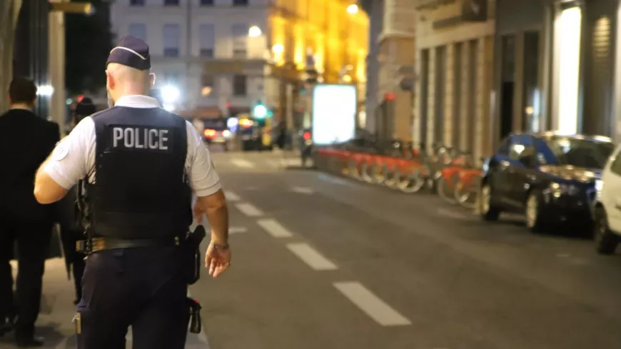 Un commissaire victime d'un accident près de l'hôtel de police de Lyon dans le 8e arrondissement