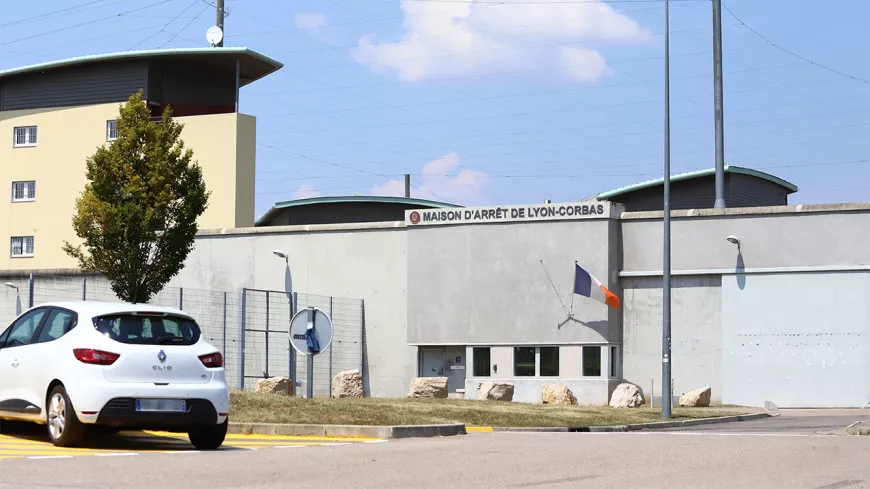 Prison de Lyon-Corbas : une détenue se suicide le jour de son procès