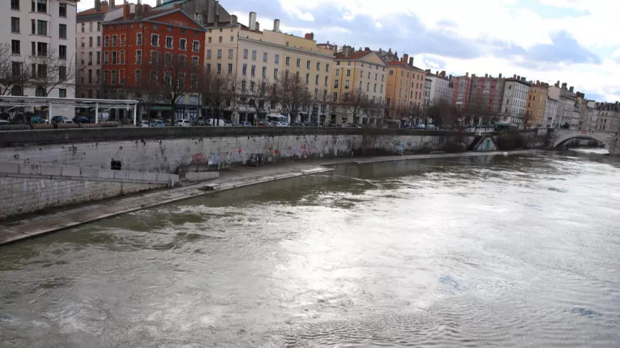 Lyon : la Saône de nouveau en crue
