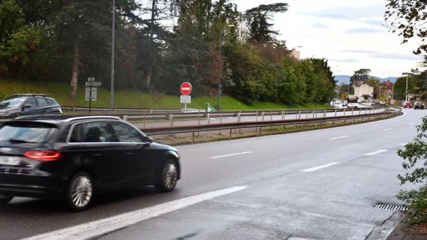 Risque de verglas : des opérations de salage sur les ponts et les routes de la Métropole de Lyon