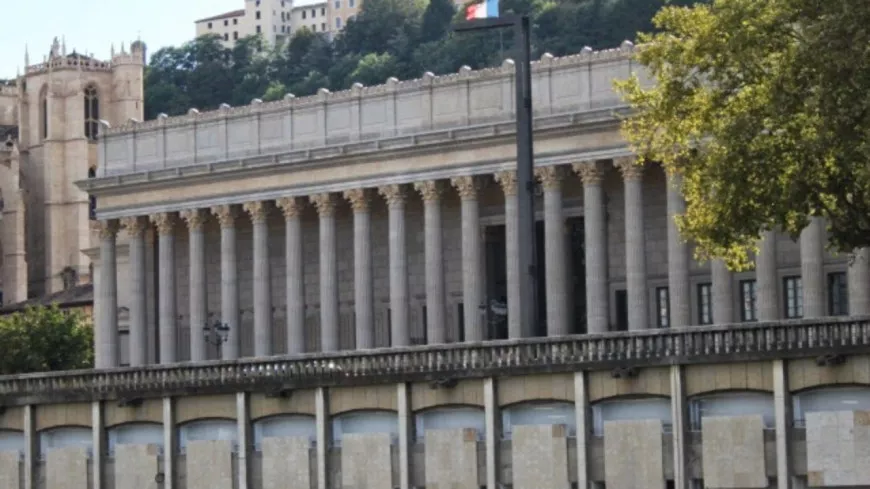 Braquage d’un fourgon en Suisse : malade lors du premier procès, un accusé jugé cette semaine à Lyon