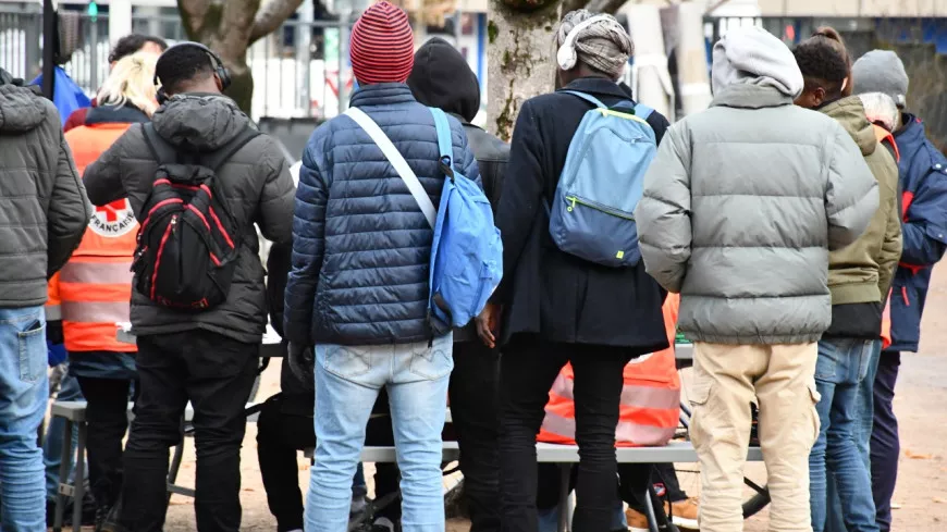 Lyon : 23 migrants toujours à la rue, d'autres à venir, un collectif appelle les collectivités à l'aide