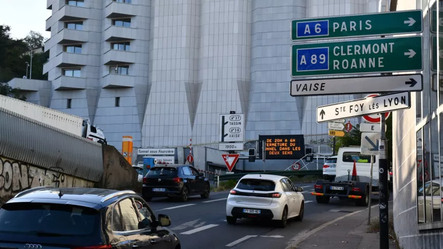 Lyon : une moto en feu dans le tunnel de Fourvière, la circulation bloquée toute la matinée