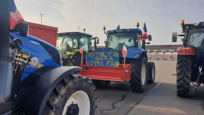 Agriculteurs en colère : cinq points encore bloqués autour de Lyon