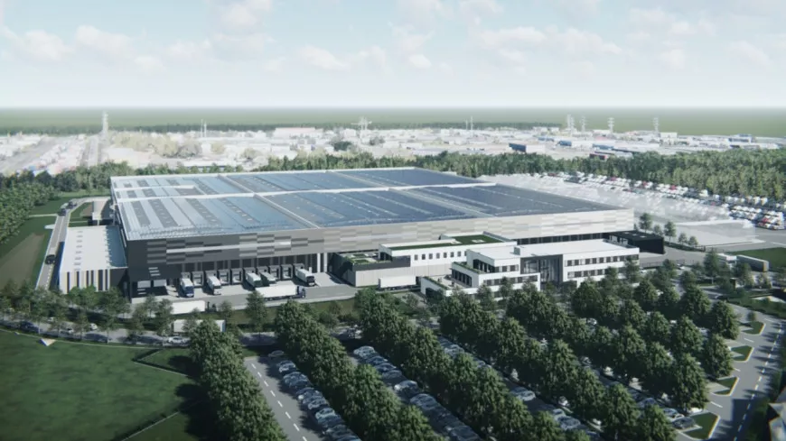 Près de Lyon : un nouveau bâtiment de 46 000 m2 pour Renault Trucks
