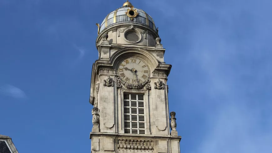 A la Mairie de Lyon, ouverture d'une enquête pour "détournement de fonds publics"