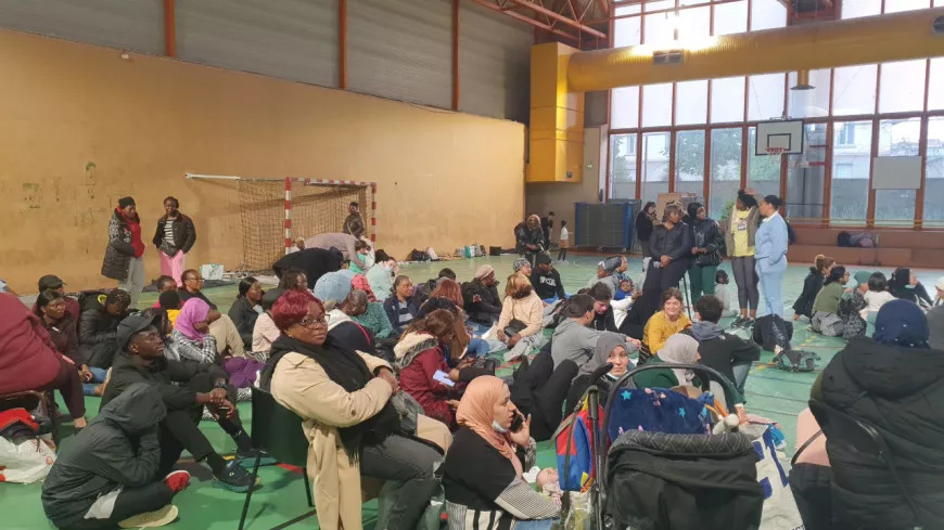 "Je dois faire des choses horribles pour survivre" :  retour à la rue pour les 168 occupants du gymnase Dargent à Lyon